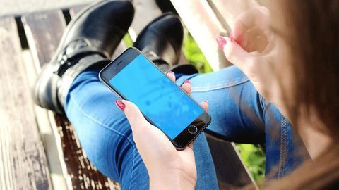 Digital Device Overload Linked to Obesity Risk
