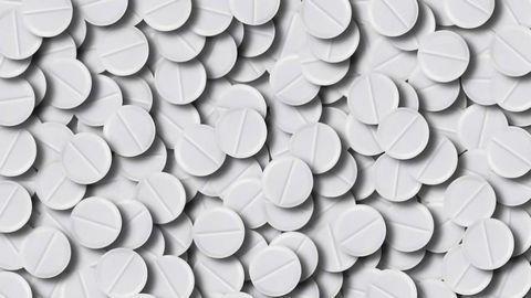 Daily Aspirin Could Reduce Bowel Cancer Risk in Those With Lynch Syndrome