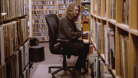 DJ's Dream: New Algorithm Helps Blend Music Seamlessly