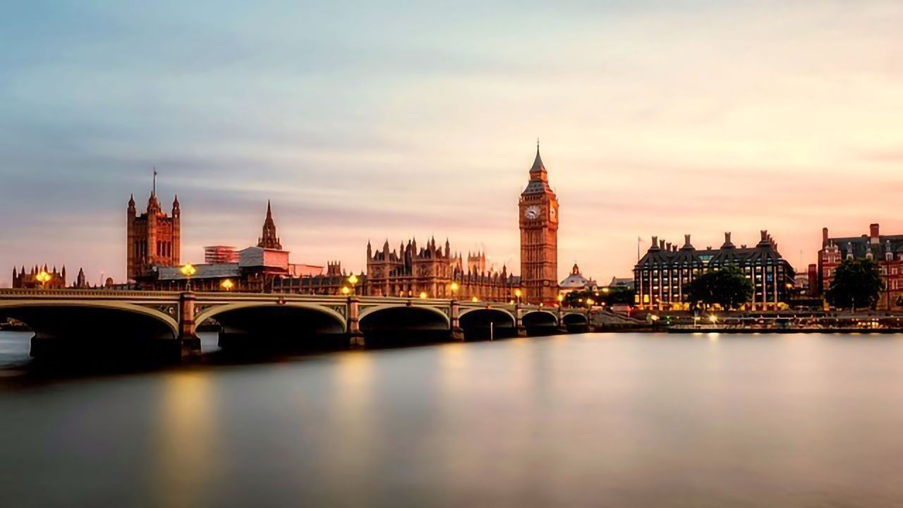 How Socio-economic Migration Affects DNA Patterns in the UK