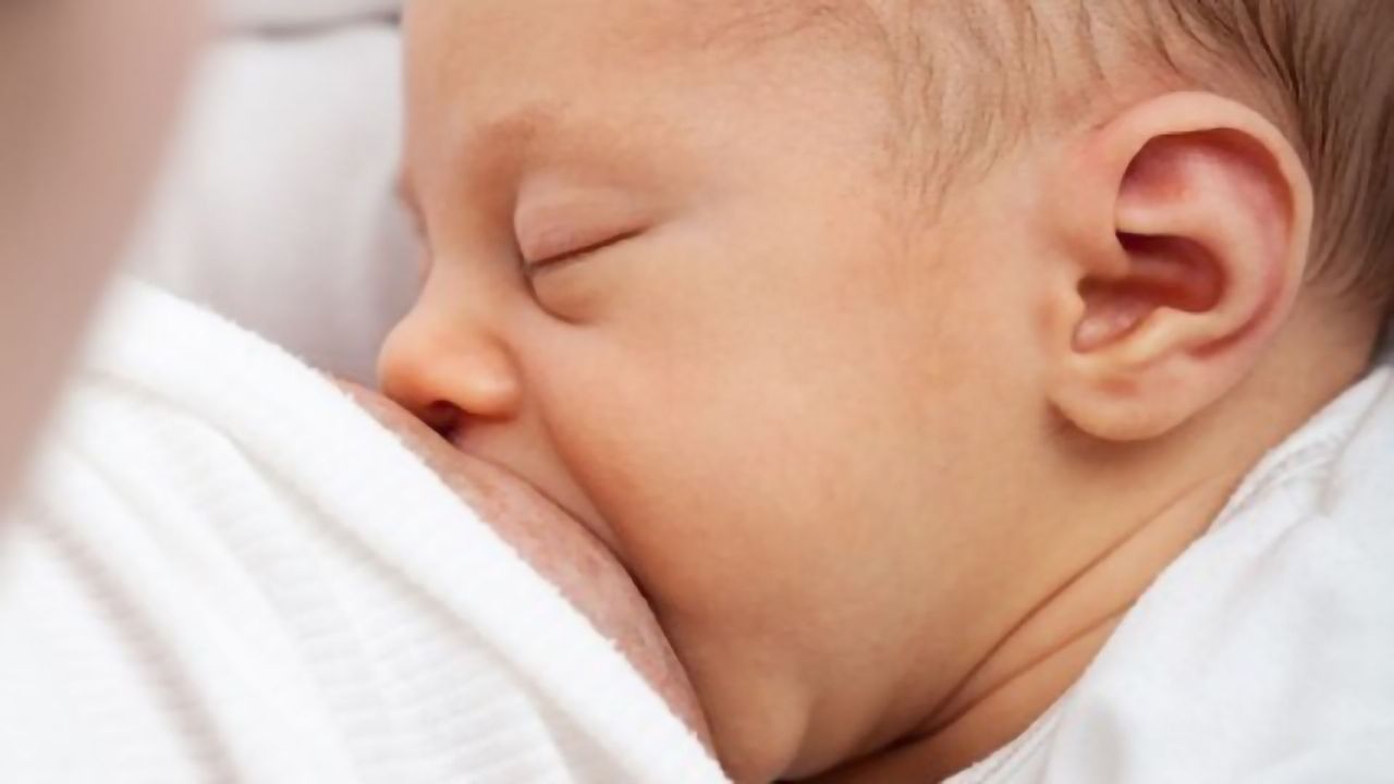 Informal Breast Milk Sharing Grows in Popularity Despite the Risks