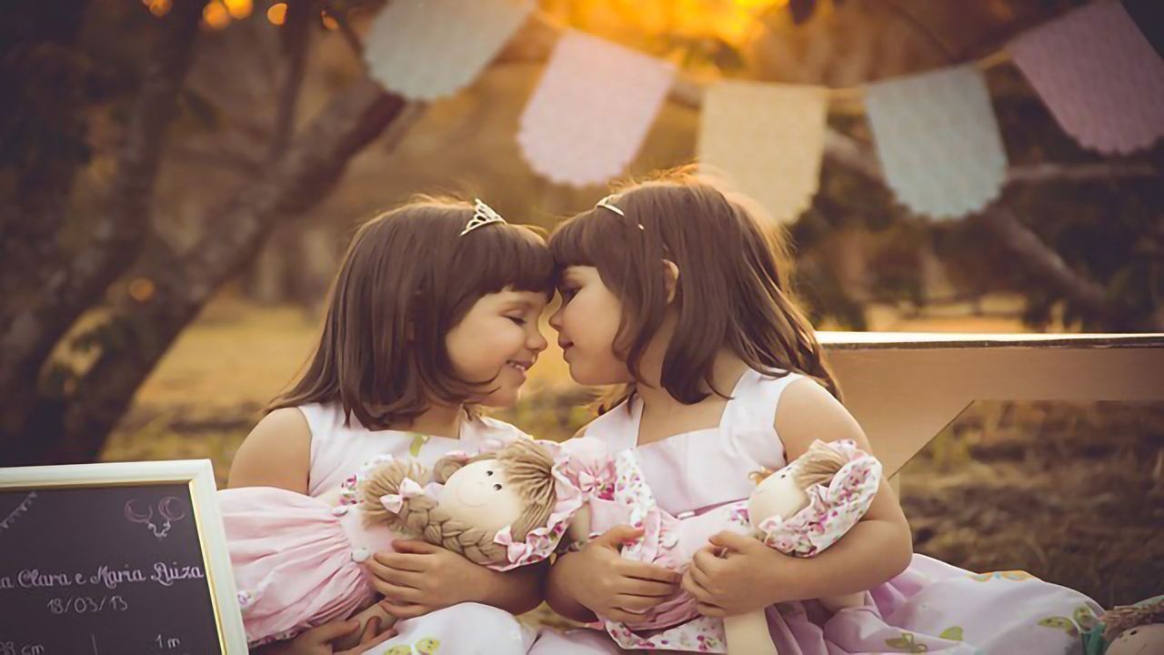 Researchers Suggest Identical Twin Kidney Transplants Warrant Gene Sequencing