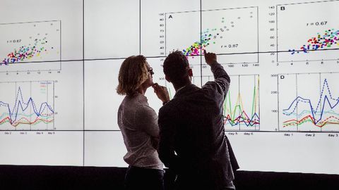 The Cloud With a Shiny Lining: The Advanced Data Visualization Tools Uncovering Hidden Biopharma Insight
