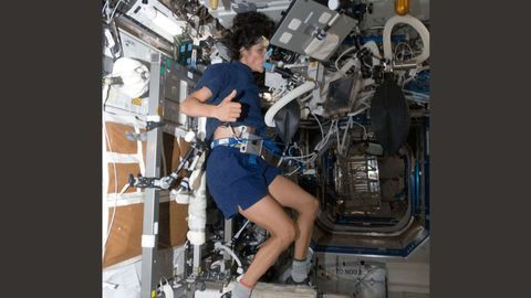 Could Mimicking How Astronauts Prep for Spaceflight Benefit Cancer Patients?