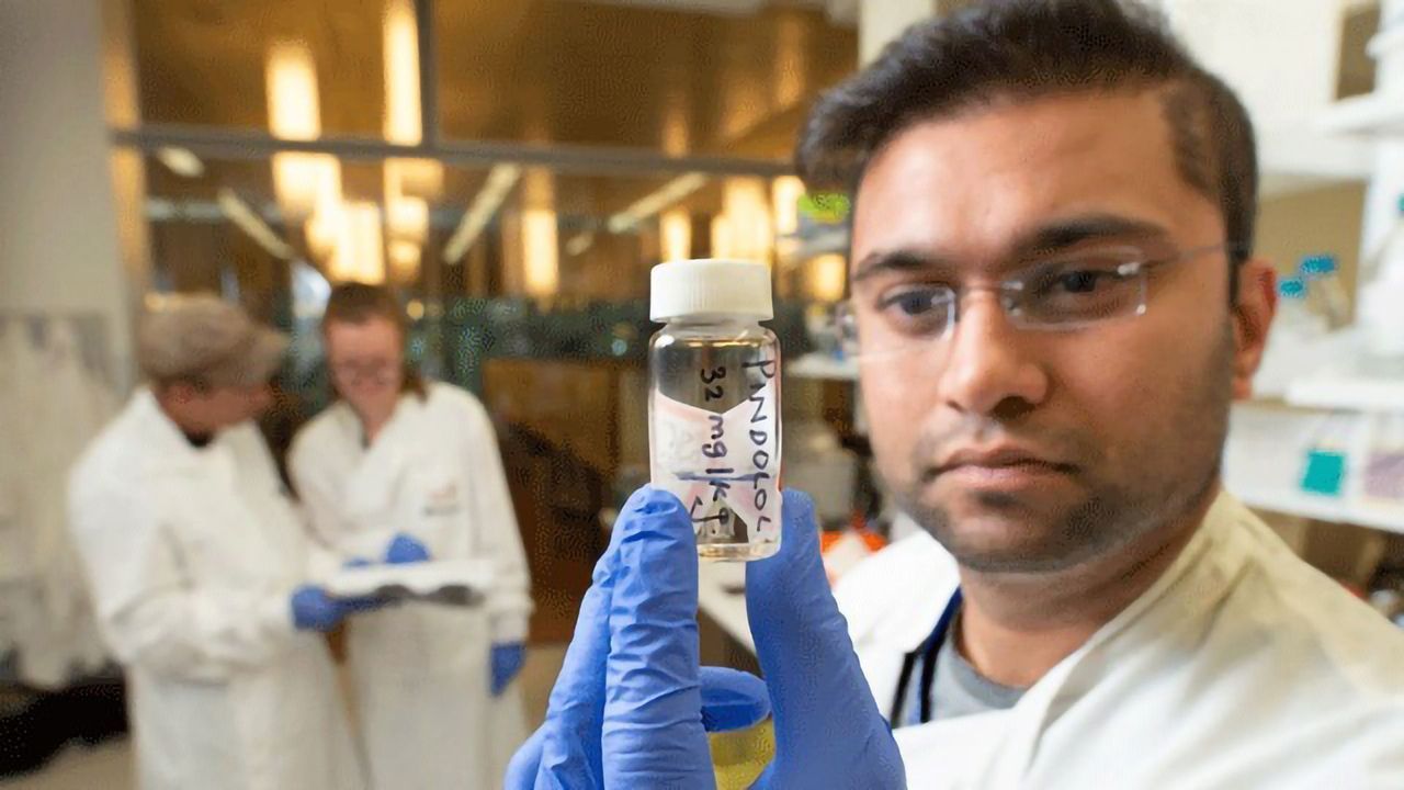Blood Pressure Drug May Help Ease Anxiety Induced by Long-term Heavy Alcohol Use