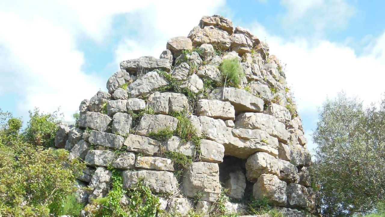 Ancient DNA From Sardinia Unlocks 6,000 Years of Genetic History
