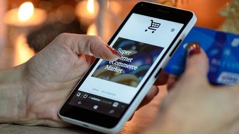 Sticking to High Street Shopping May Reduce Your Carbon Footprint