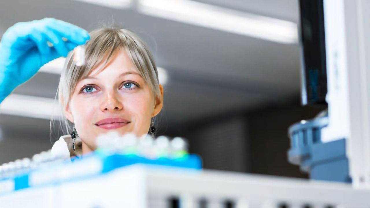 The Rise of Micro and Nanoflow in Proteomics