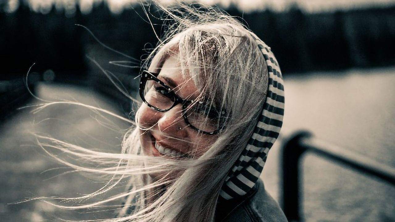 Stay Positive, Live in the Moment, But Plan Ahead, New Research Suggests