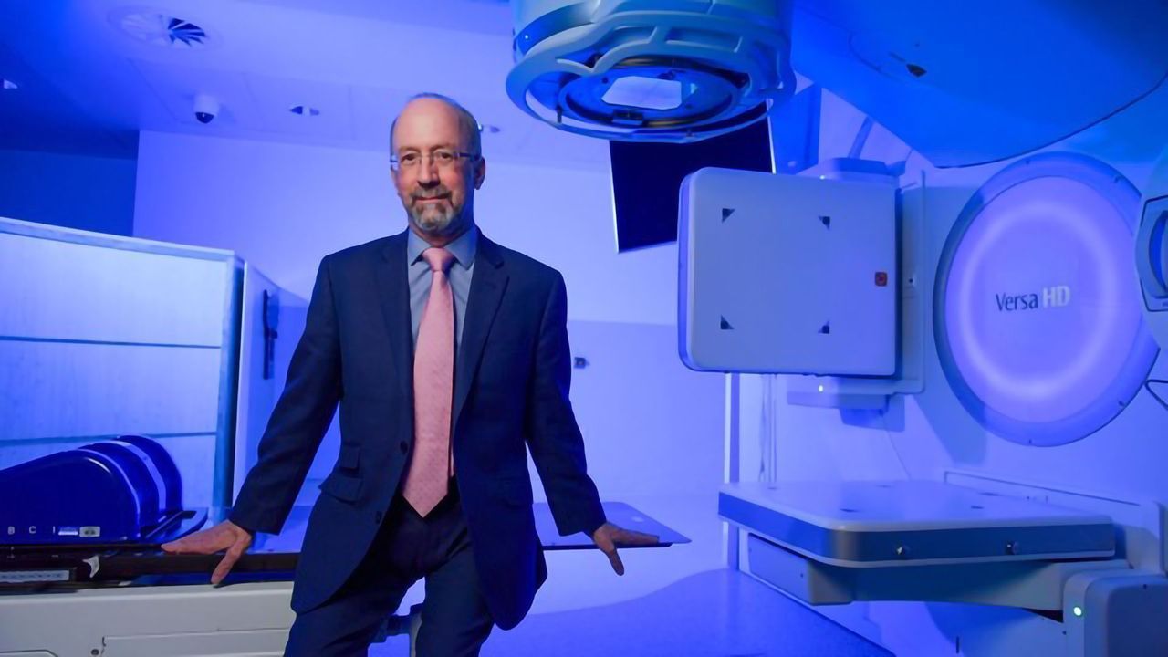 Shorter Course of Radiotherapy for Bowel Cancer Patients During COVID-19