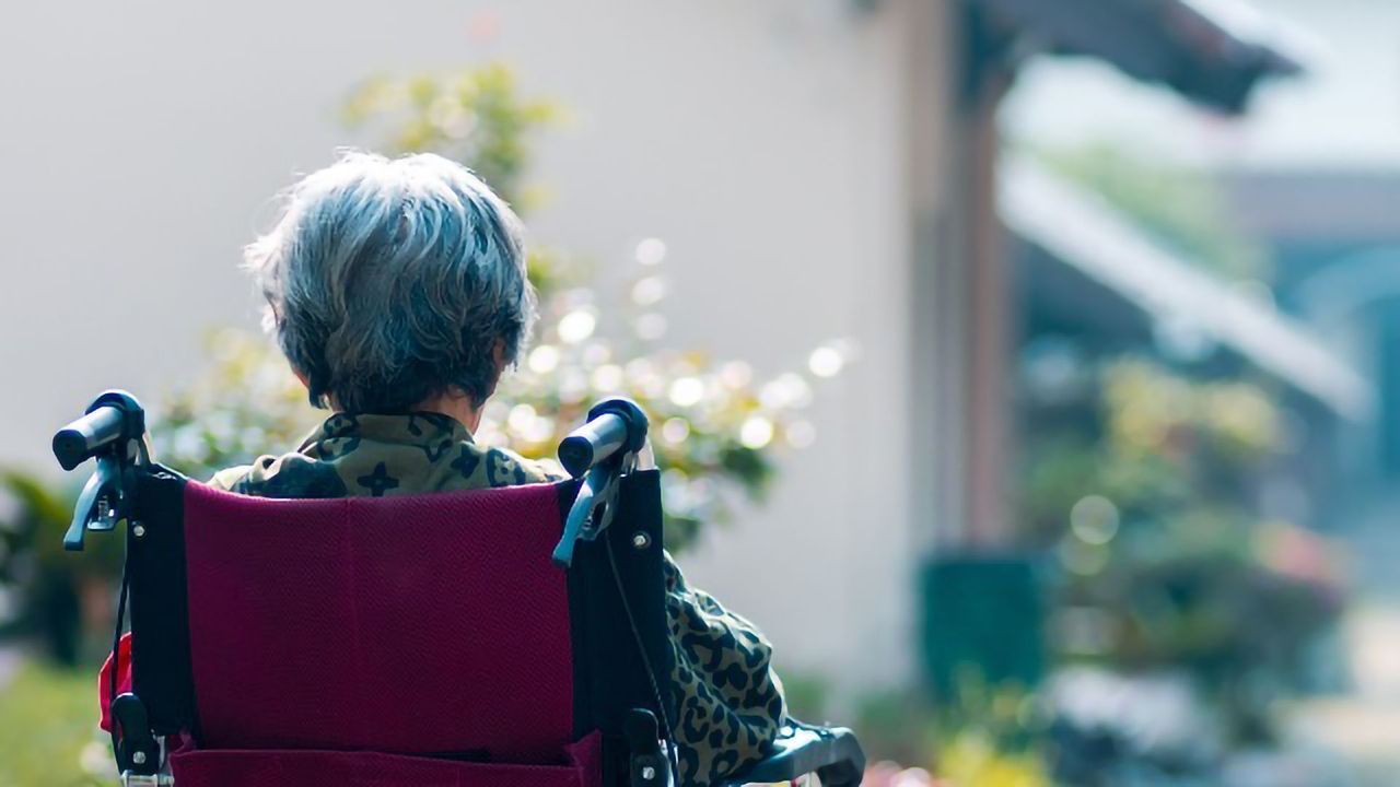 Mild Behavioral Impairment Linked to Alzheimer's Disease Plaques
