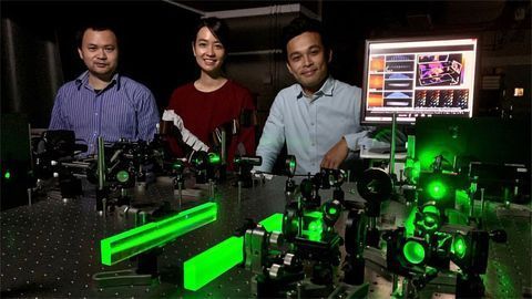 Fluorescence Microscopy Improved by Novel 3D Imaging Technology