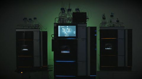 How do customers react to the Thermo Scientific Vanquish Core HPLC System?