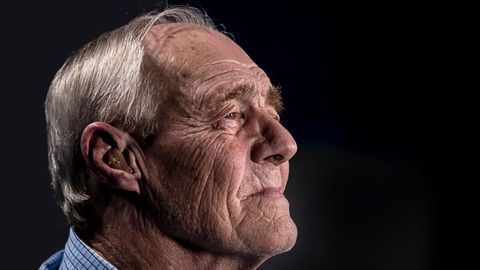 How Does Hearing Loss in Old Age Affect the Brain?