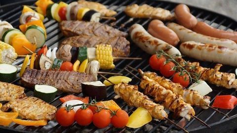Halving Meat in US Diets Could Slash Greenhouse Gas Emissions