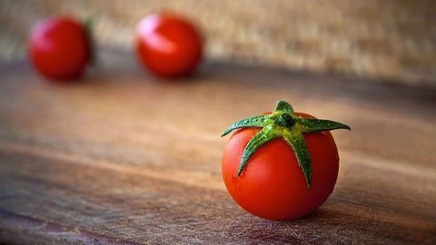 Should Tomatoes Be Stored in the Fridge?