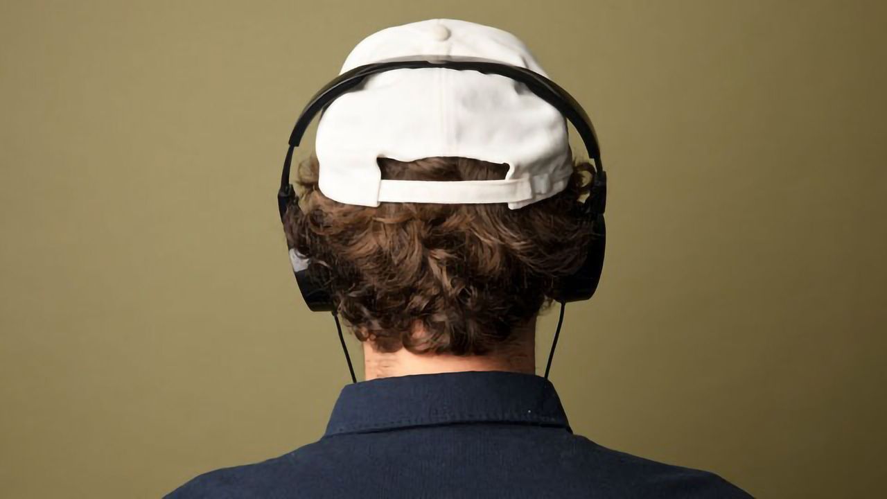 Tests of Hearing Could Reveal HIV's Effects on the Brain