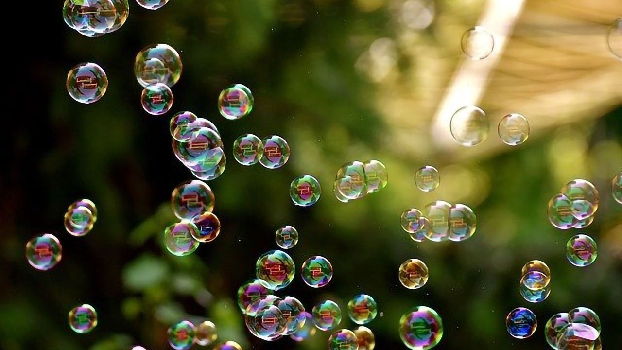 The Role of Bubbles in Brain Injury