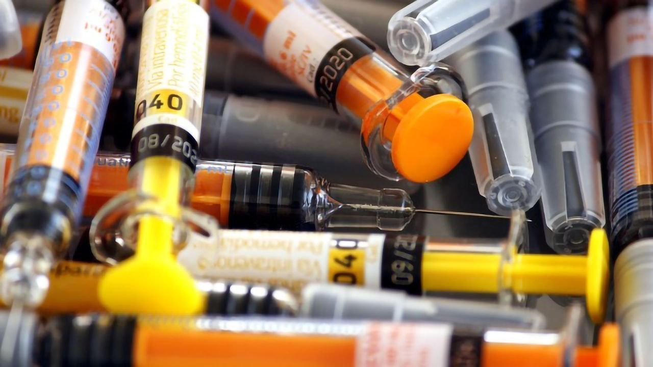 Flu, Pneumonia Vaccinations Tied to Lower Risk of Alzheimer's and Dementia, New Reported Research Shows