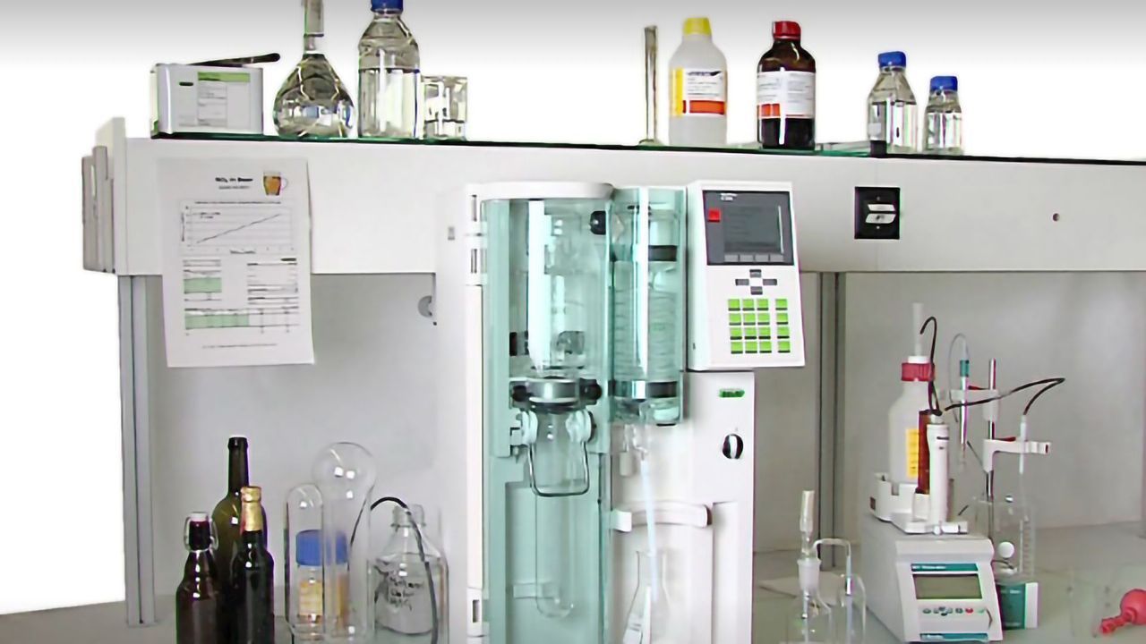 Cheers! How to determine sulfur dioxide (SO2) in beer and other liquid samples