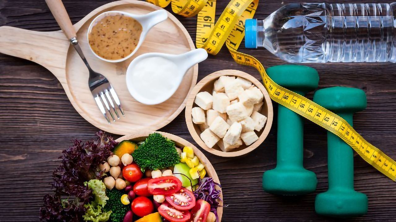 What's Your (Metabo)Type? Metabolomics and the Pursuit of Personalized Nutrition