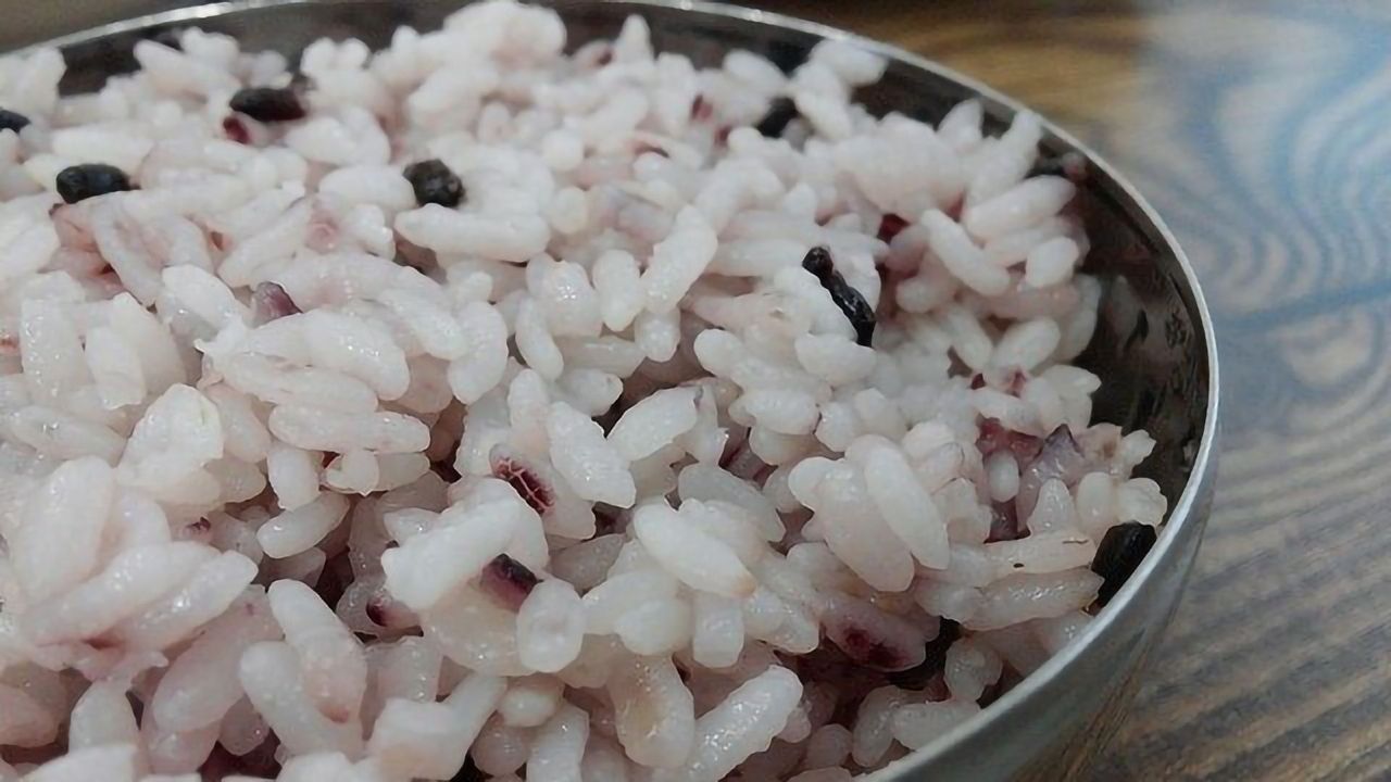 Cooking Rice a Certain Way Removes Arsenic and Retains Mineral Nutrients