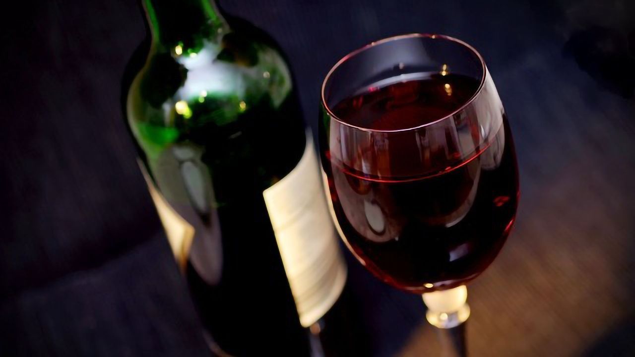 Using Molecular Fingerprinting To Combat Wine Fraud