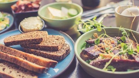 Why Do Consumers Perceive "Pretty" Food as Being Healthier?