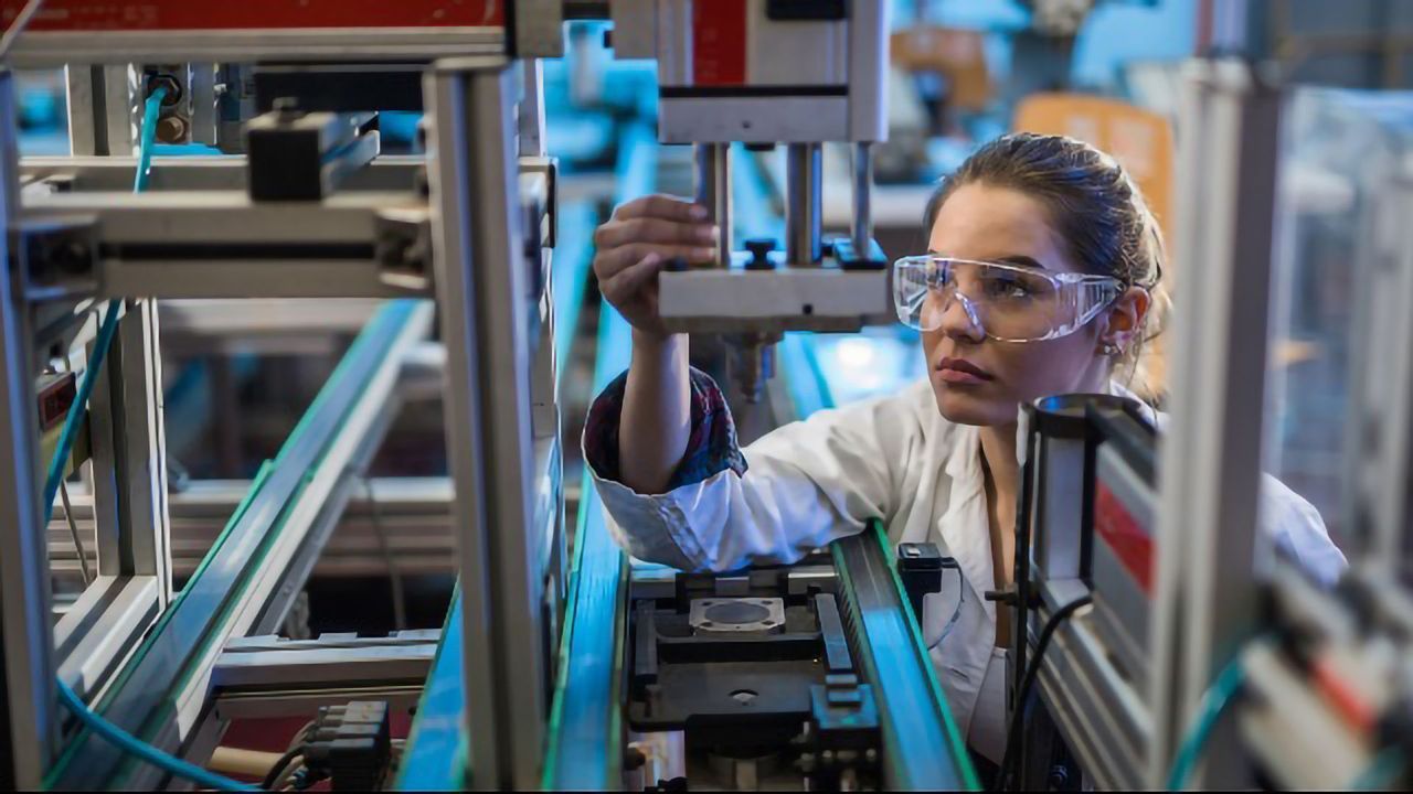 Smart Labs: The New Wave Transforming Laboratories Globally