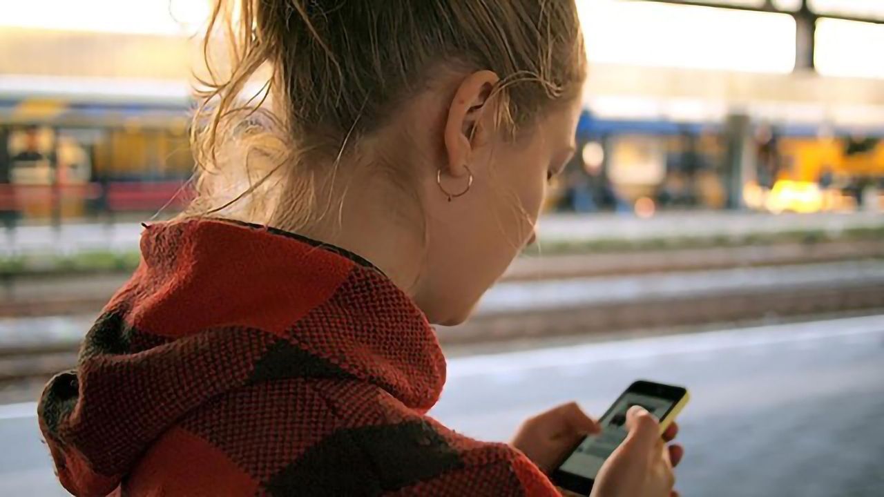 Smartphone Typing Could Be Used To "Forecast" Neurodegenerative Disease