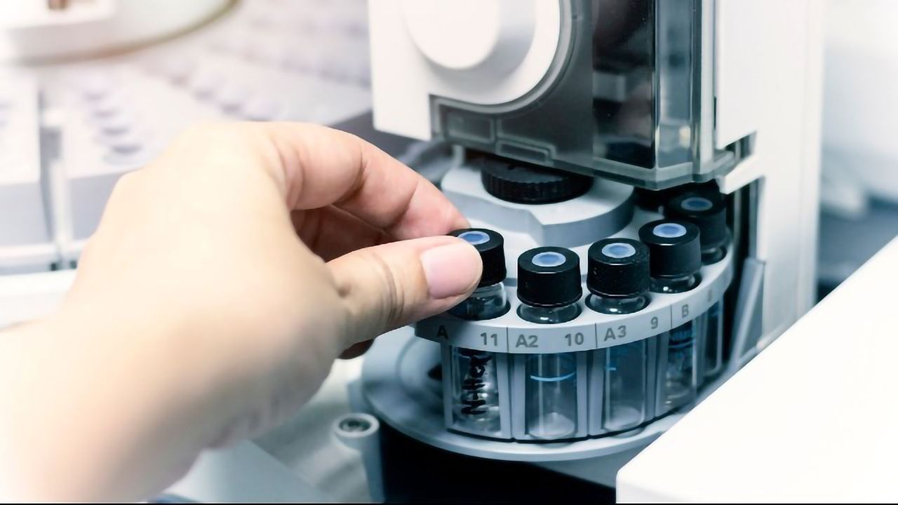 Insight: How Algorithms Are Revolutionizing Liquid Chromatography With Dr Bob Pirok