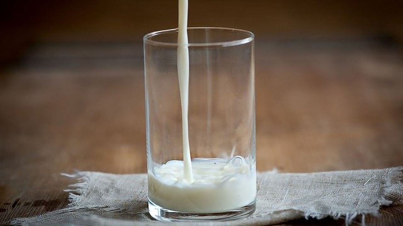 Food Allergy in Children May Be Reduced When Mothers Drink Milk Whilst Breastfeeding