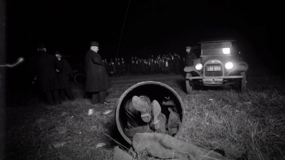 Early Forensics and Crime-Solving Chemists content piece image