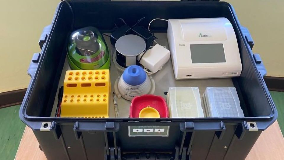 Suitcase Lab Enables Rapid, Portable SARS-CoV-2 Testing content piece image