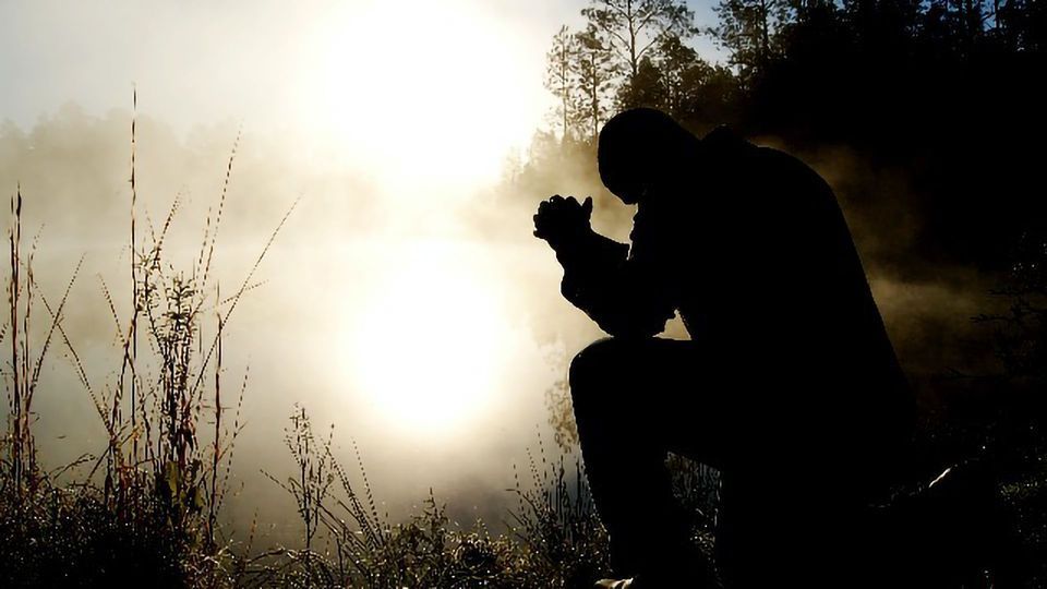 Angels and Demons: Study Examines Links Between Religious Experiences and Depression content piece image