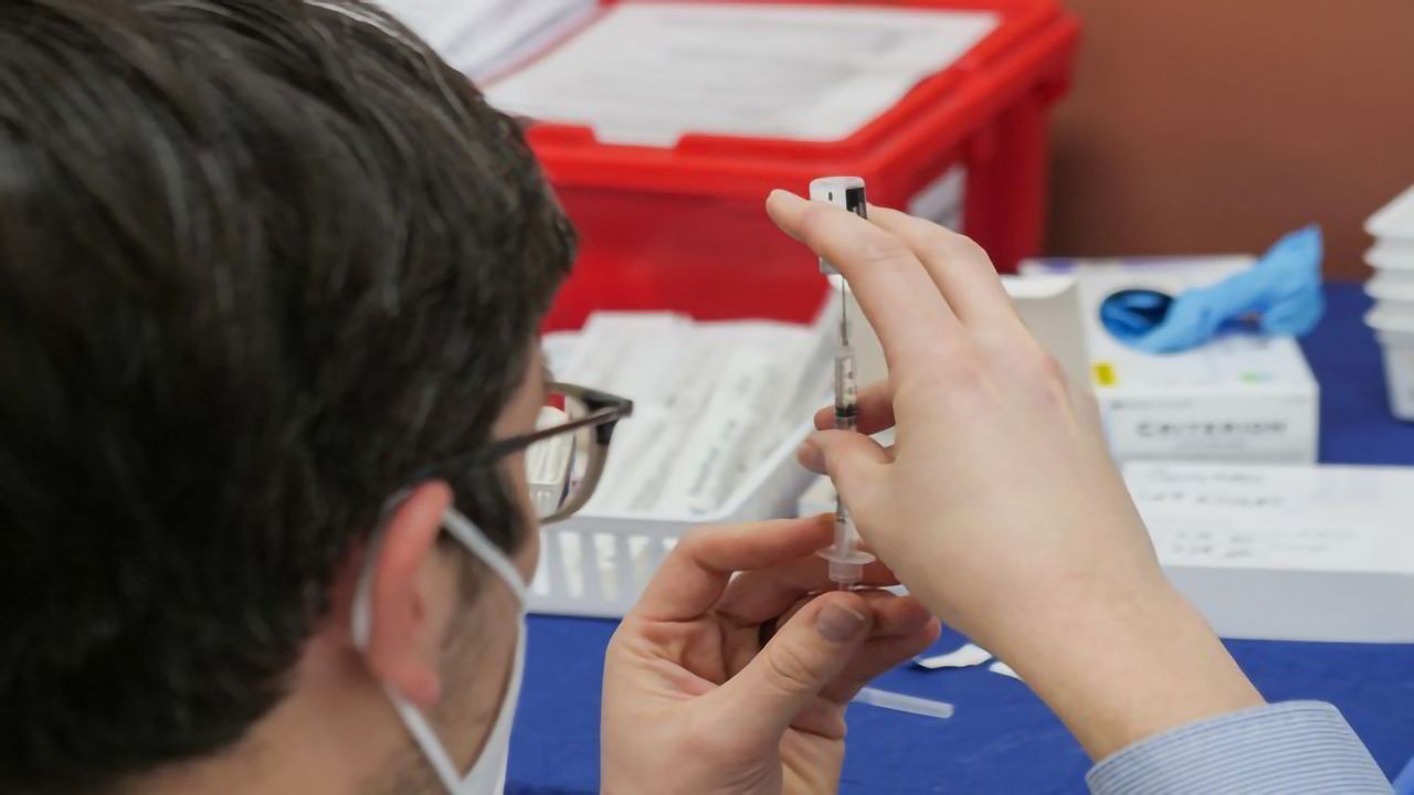First-of-Its-Kind Coronavirus Human Challenge Study Approved in UK