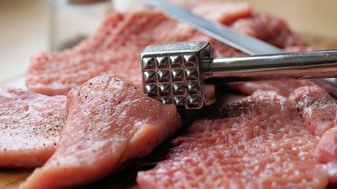 Regular Meat Consumption Linked to Previously Unconsidered Common Diseases