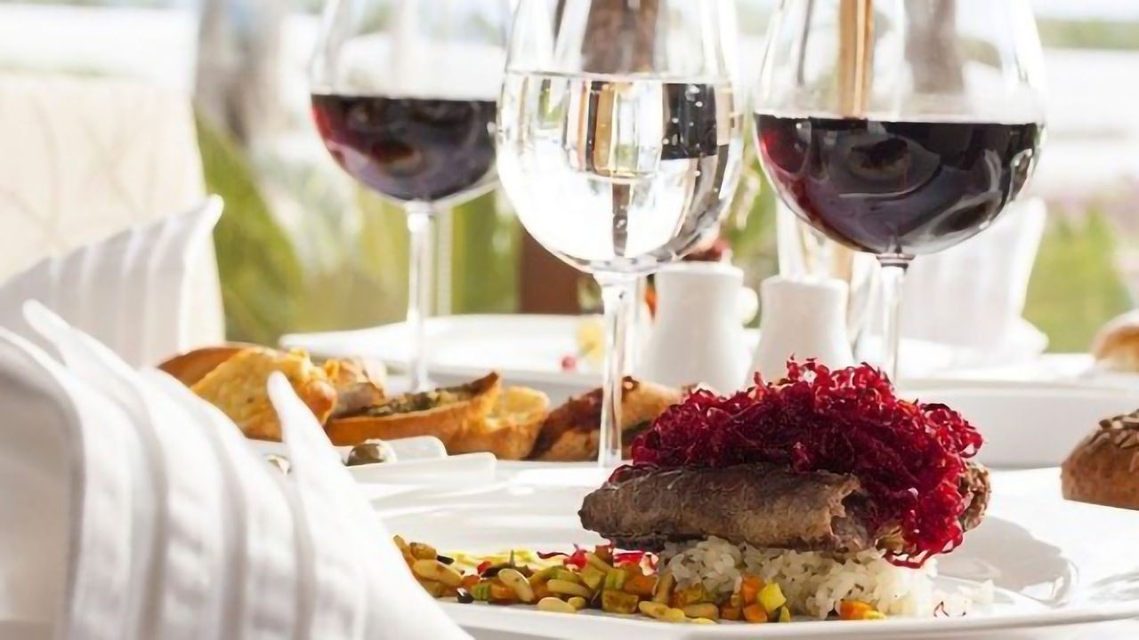 Revealing How Fatty Foods Are Able To Impact Wine Taste
