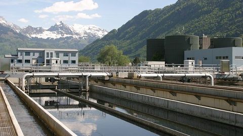 Cleaning Up Pharmaceutical Waste and Generating Hydrogen Fuel at the Same Time