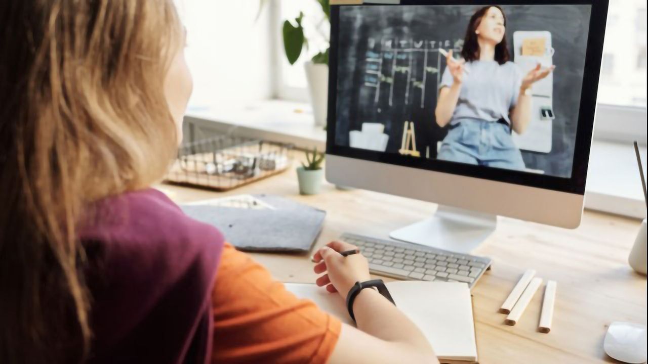Connecting the Dots Between Engagement and Learning