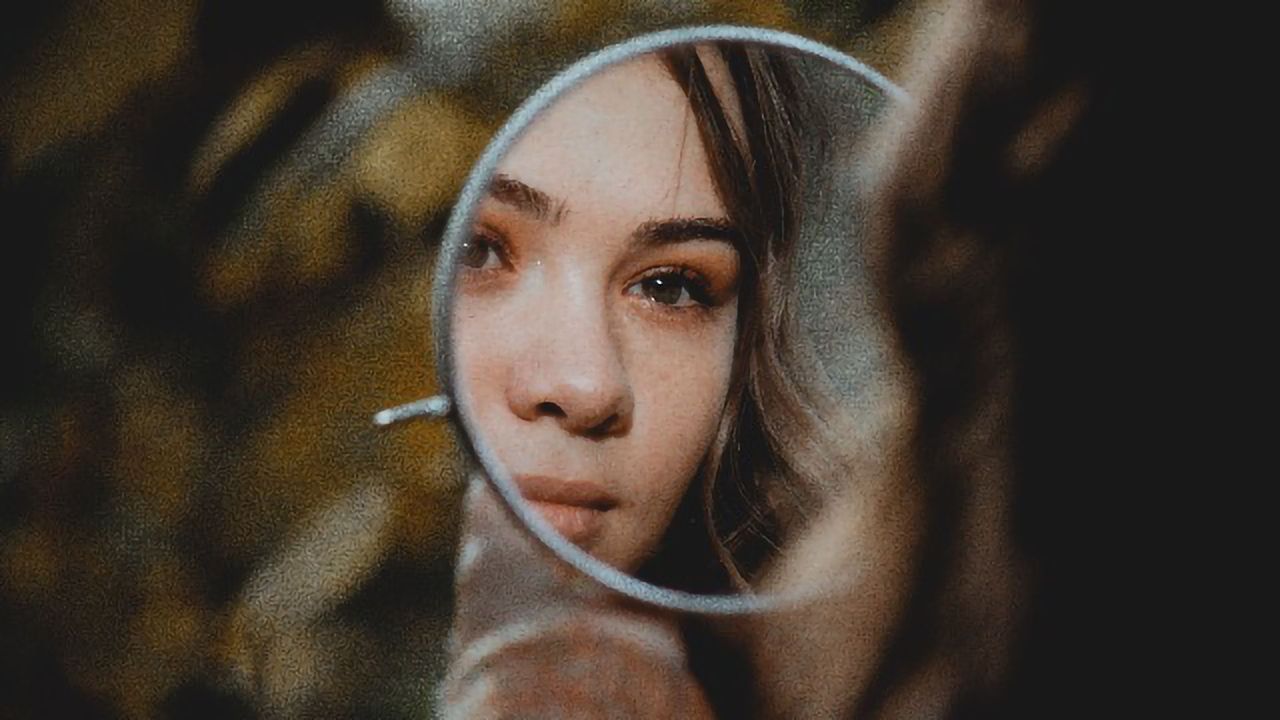 "Who's the Fairest of Them All?" We Like Viewing Our Own Face, Even Subliminally