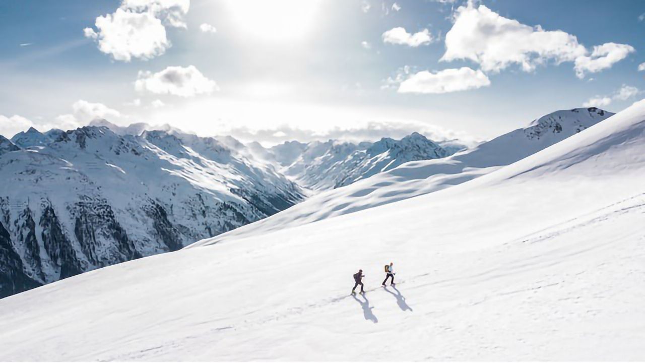 Toxic PFAS From Ski Wear Infiltrate the Environment