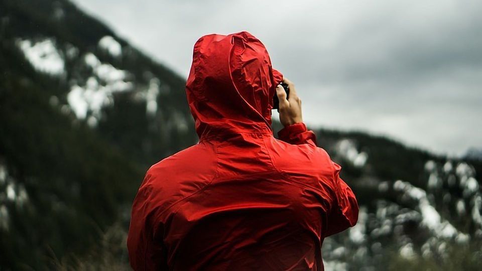 Transforming Regular Materials Into Waterproof Surfaces content piece image