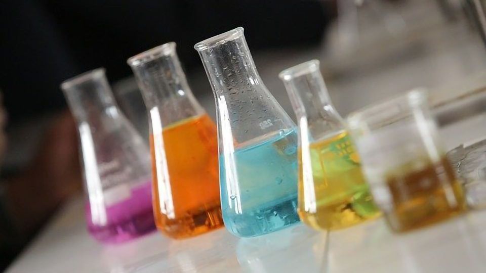 Cleaning the Chemical Industry With a Hammer content piece image