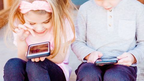 Mobile App Tracks Toddlers' Eyes To Predict Autism Diagnosis