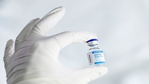 Delaying Second Dose of Pfizer COVID-19 Vaccine Increases Antibody Response in the Elderly