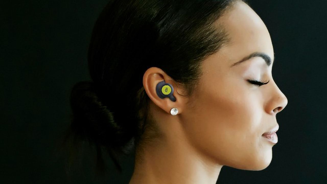 Interview: Behind the E-mmunotherapy Earbud That Could Treat Arthritis