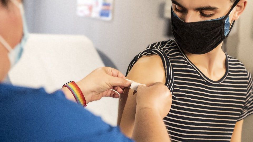 Clinical Trial of Universal Flu Vaccine Launched by the NIH content piece image