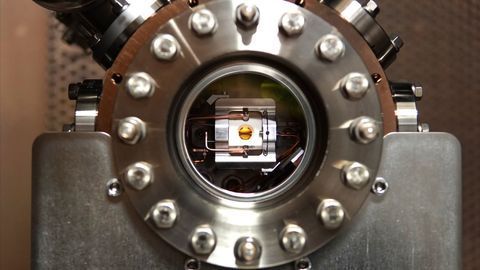 Tiny Prototype Shows How Quantum Computing Could Come to Data Centers