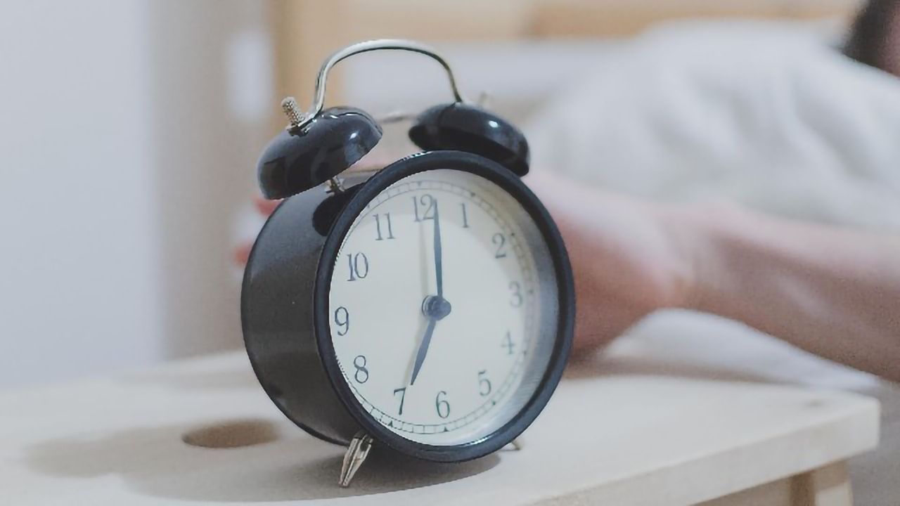 "Springing Forward" Affects Early Birds Less Than Night Owls